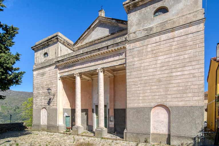 foto della Chiesa di Santa Margherita a Diano Arentino